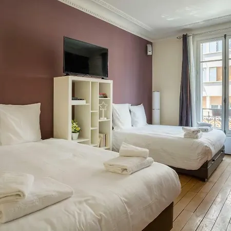 Luxe Batignolles Villa Paris