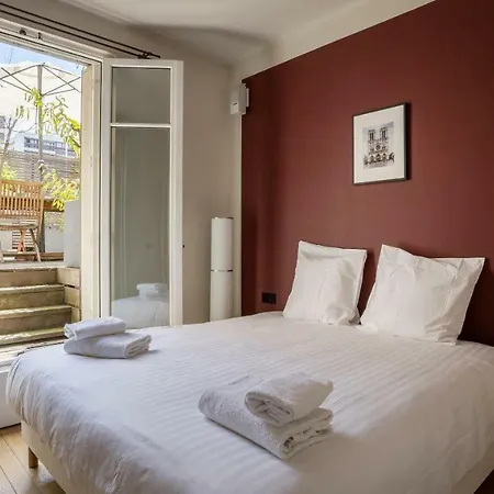 Luxe Batignolles Villa Paris